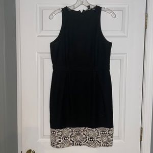 Ann Taylor sleeveless lace trim dress